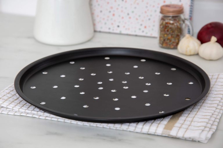 Wham Essentials Pizza Tray Black 12 Wham Essentials Pizza Tray Black 12